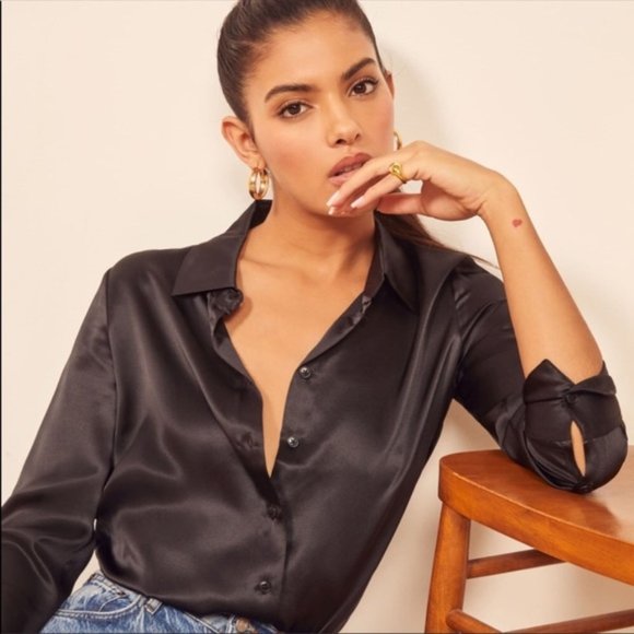 Reformation Tops - NEW Reformation Sky Top XS 100% Silk Black
